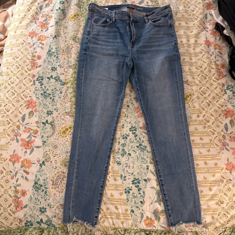 AE raw hem Jeggings